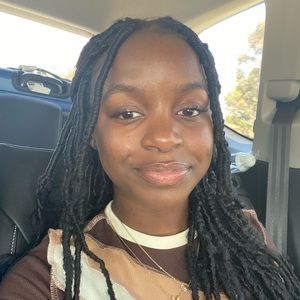 Meet your Posher, Alana